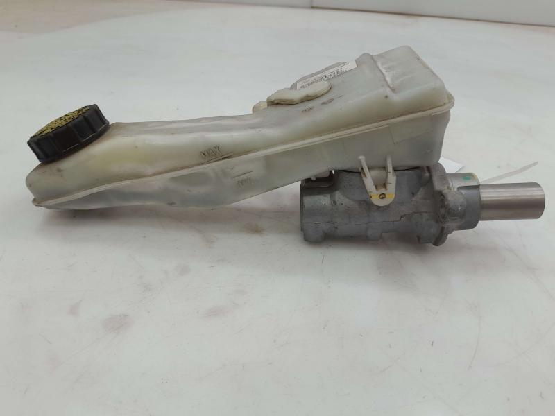 2013 - 2019 Ford Escape Brake Master Cylinder Assembly OEM EV6Z2140A