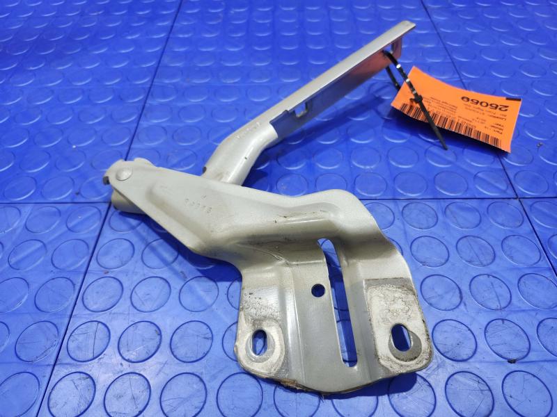 2016 Volkswagen Jetta Hood Hinge