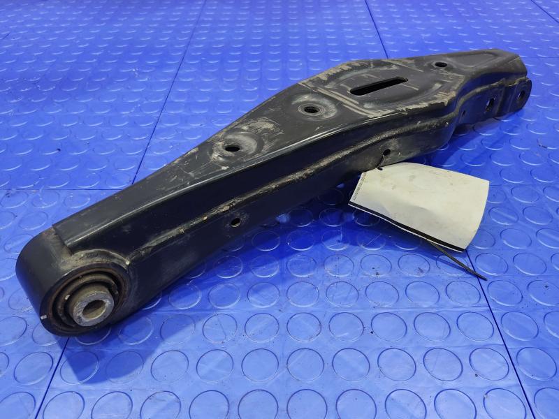 2017 Kia Sorento Lower Control Arm Rr