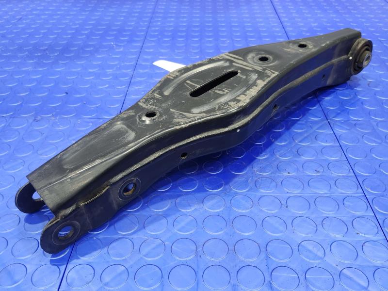 2017 Kia Sorento Lower Control Arm Rr