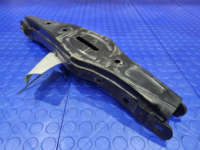 2017 Kia Sorento Lower Control Arm Rr