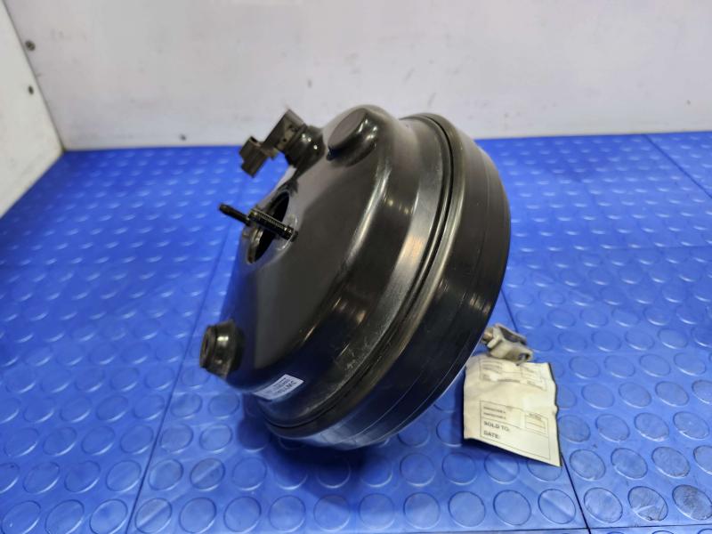 2013 Infiniti FX35 Power Brake Booster