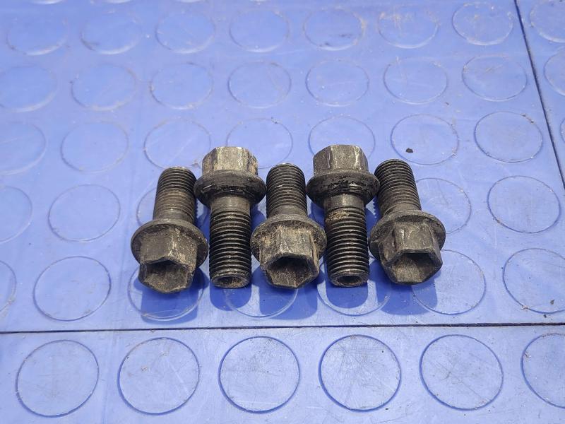 2017 Mercedes C-Class Lug Nuts