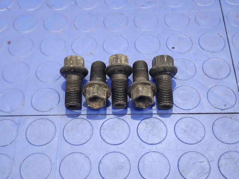 2017 Mercedes C-Class Lug Nuts