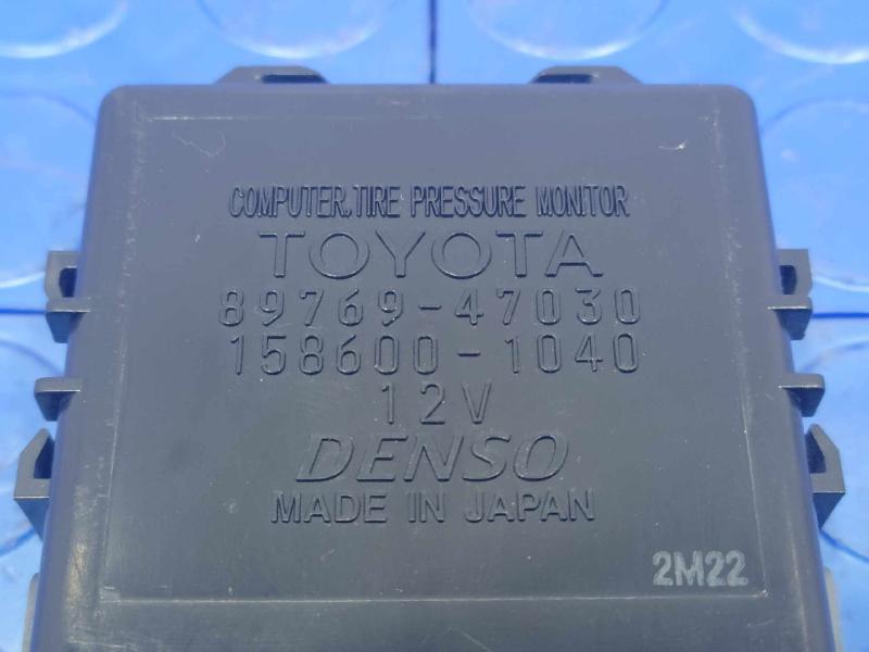2010 - 2015 Toyota Prius TPMS Tire Pressure Monitor Module OEM 8976947030