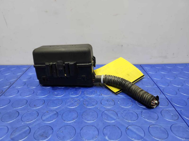 2006-2008 Lexus RX400H Underhood Engine Relay Box Genuine OEM 8260248030