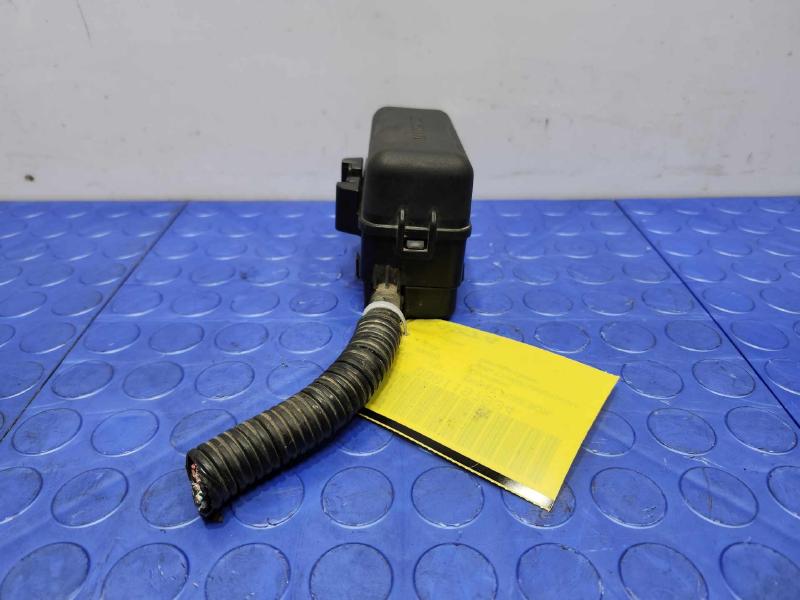2006-2008 Lexus RX400H Underhood Engine Relay Box Genuine OEM 8260248030