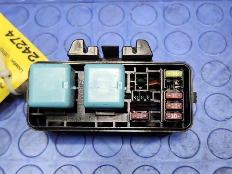 2006-2008 Lexus RX400H Underhood Engine Relay Box Genuine OEM 8260248030