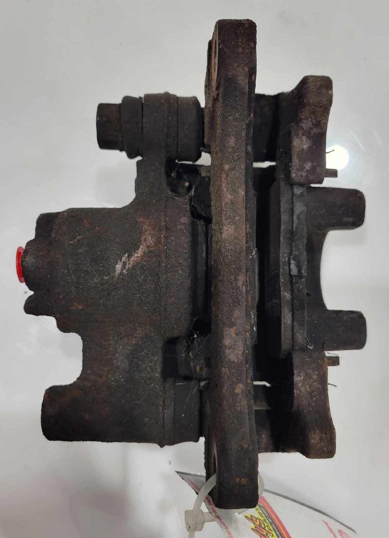 2003 Toyota Highlander Caliper