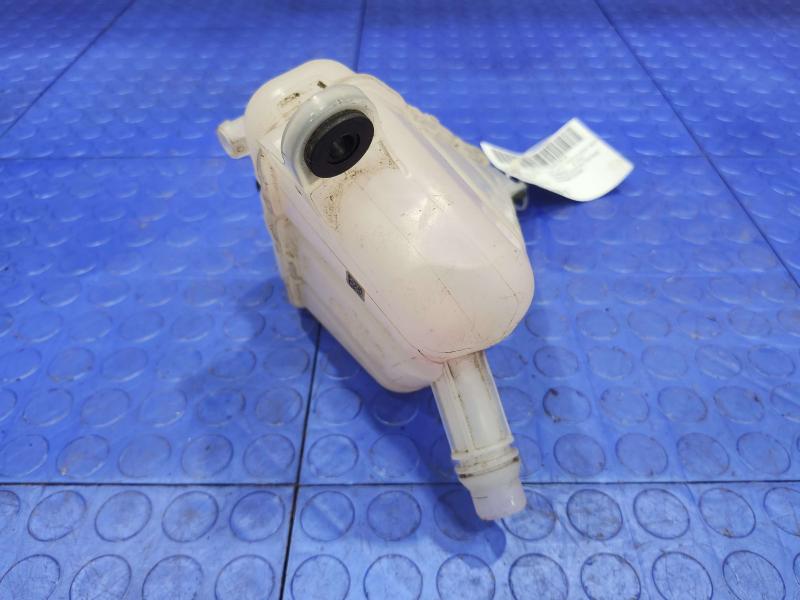 2018 Alfa Romeo Giulia Coolant Recovery Bottle