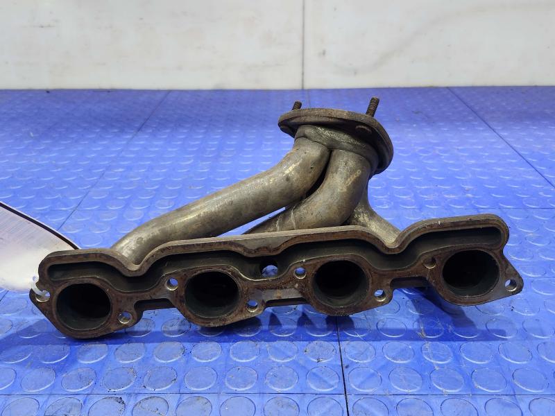 2011 Maserati Quattroporte Exhaust Manifold