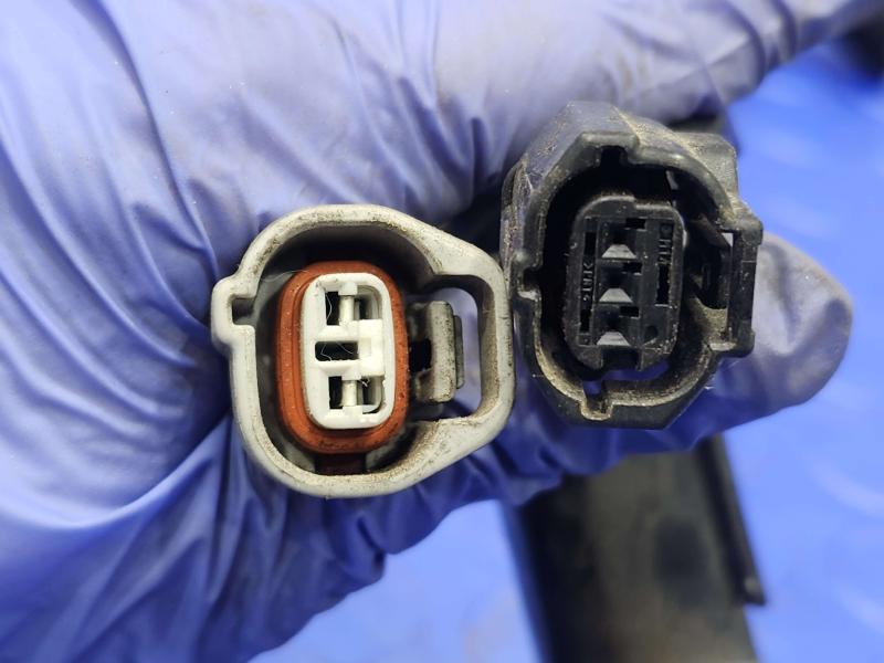 2012 Subaru Legacy Engine Fuse Box
