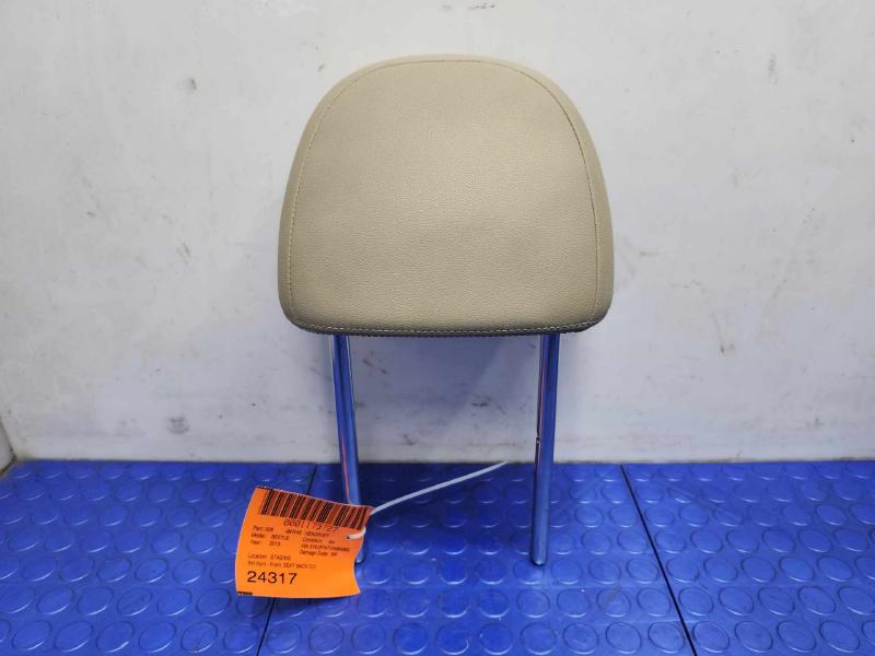 2013 Volkswagen Beetle Headrest