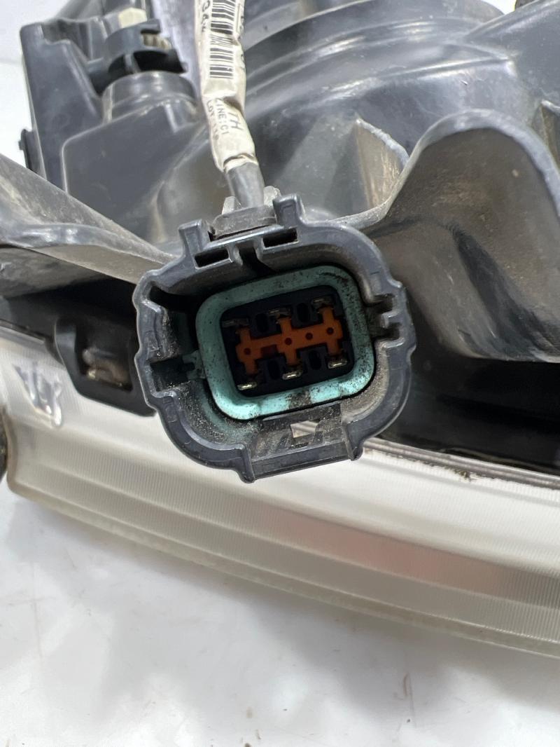 2008 Nissan Titan Headlamp Assembly