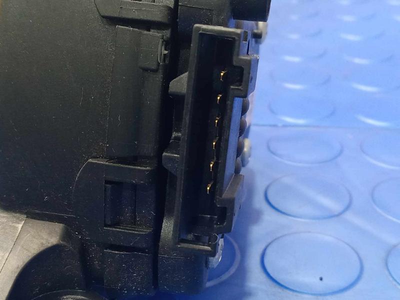 2009-2015 Audi Q7 Accelerator Pedal Assembly Genuine OEM Part 7L0723507D