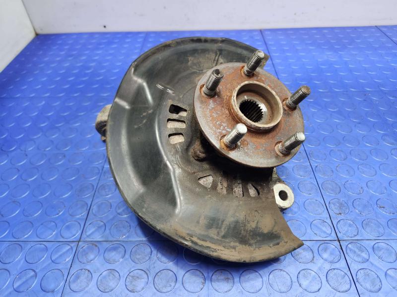 2013 Toyota Prius Spindle Knuckle Front