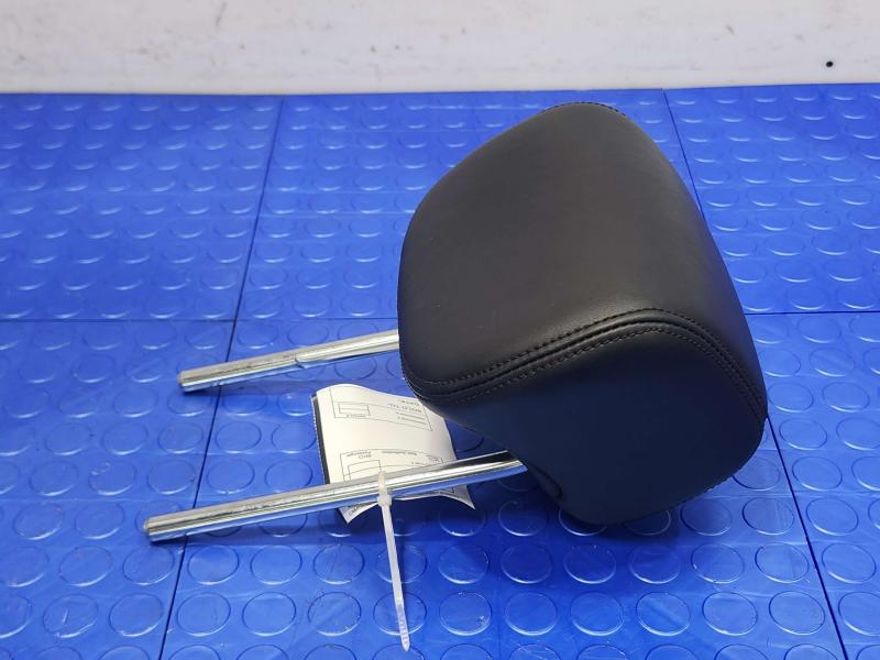 2013 Infiniti FX35 Headrest