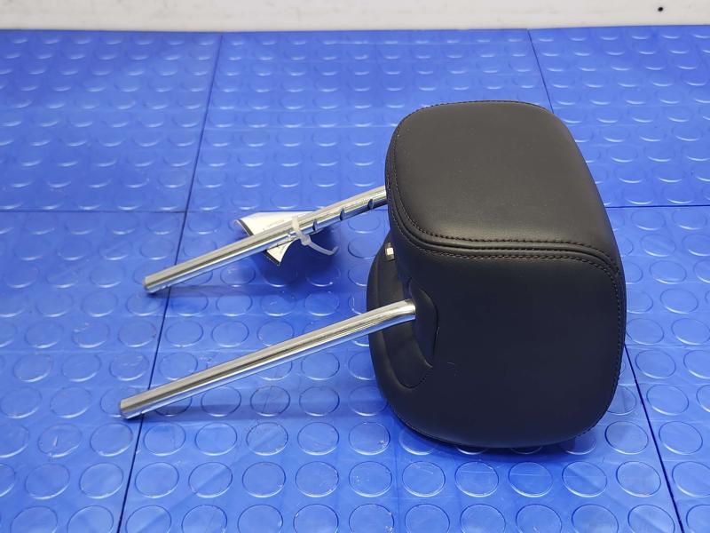 2013 Infiniti FX35 Headrest
