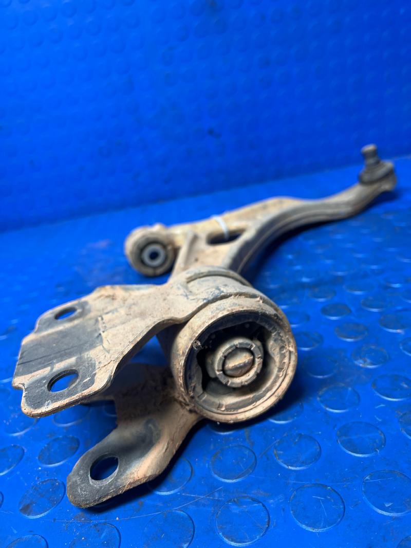 2015 Ford Focus Lower Control Arm Front