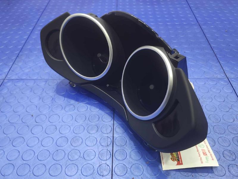 2008-2011 Subaru Tribeca Instrument Cluster Speedometer OEM 85021XA11A