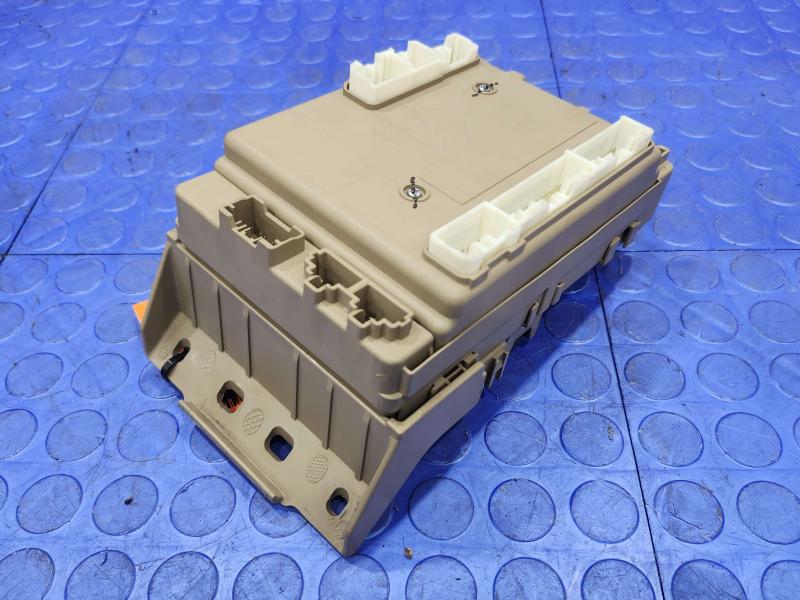 2021 Subaru Crosstrek Cabin Fuse Box Relay Junction Block Genuine OEM 82201FL950