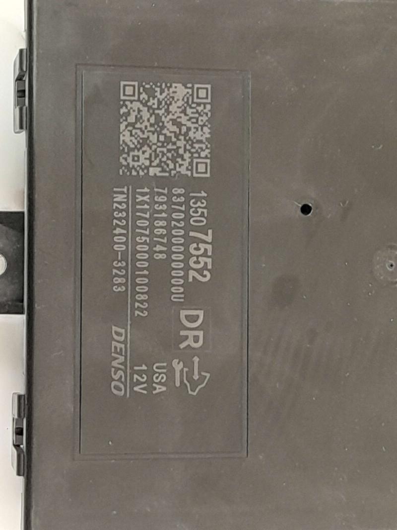 2017 Buick Lacrosse Control Module OEM 13507552