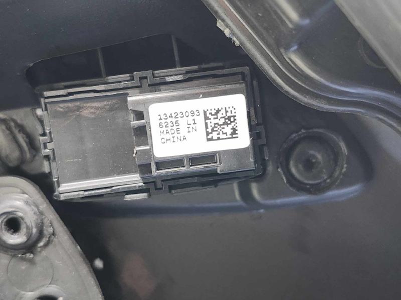 2017 Chevrolet Cruze Front Door Trim Panel