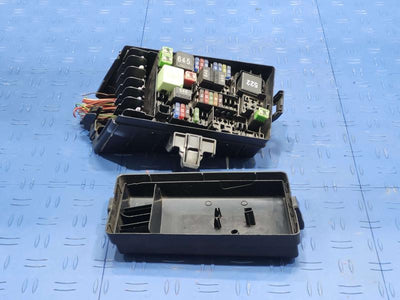 2016 Audi A3 Engine Fuse Box