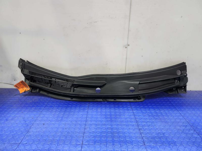 2010 Toyota Prius Cowl