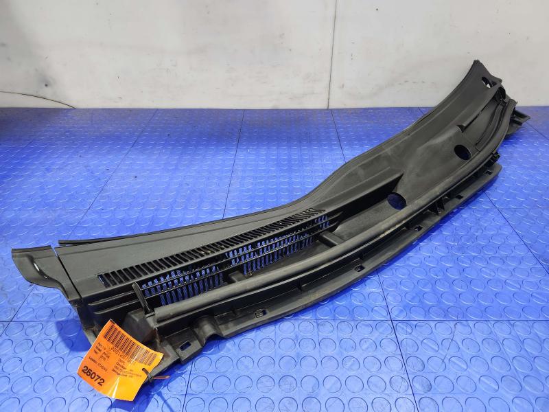 2010 Toyota Prius Cowl