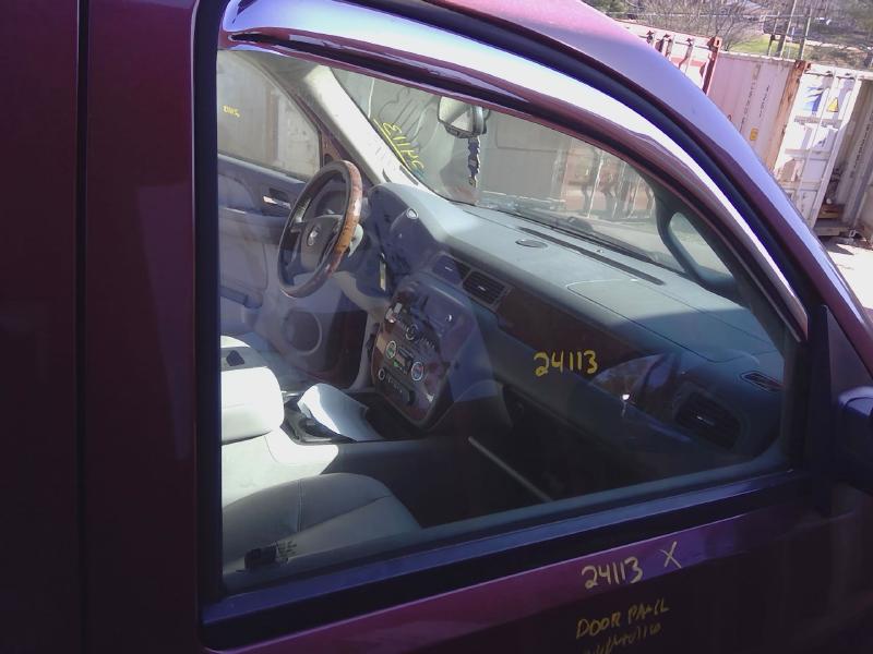 2008 Chevrolet Suburban Front Door Glass/Window