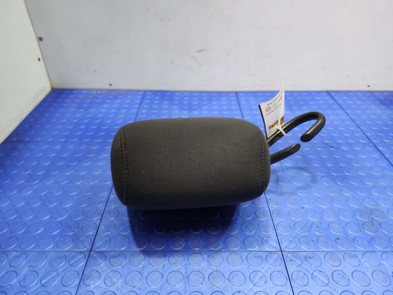 2010 Dodge Challenger Headrest