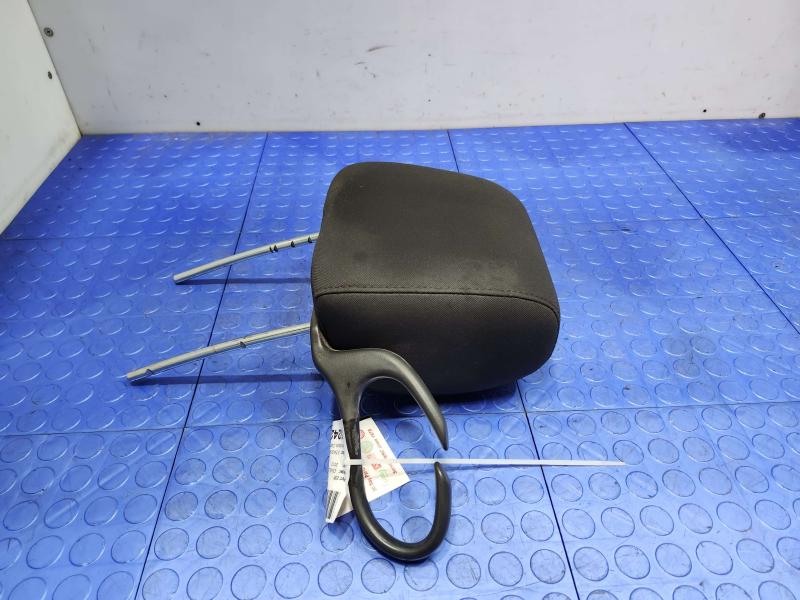 2010 Dodge Challenger Headrest