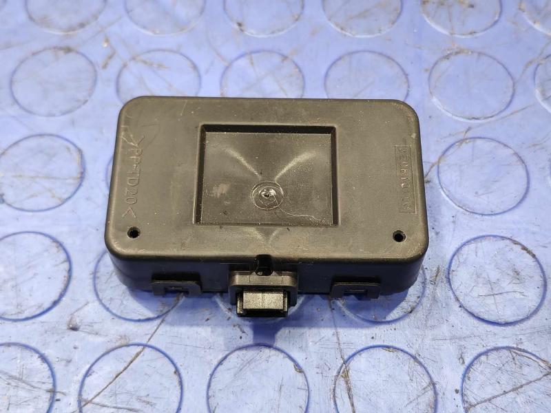 2018-2020 Jaguar F-Pace Keyless Entry Antenna Module OEM KX63-15K602-AA