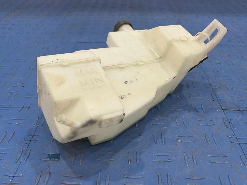2015 Nissan Rogue Coolant Recovery Bottle