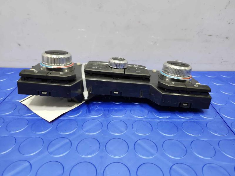 2020 GMC Sierra 1500 Heater A/C Control