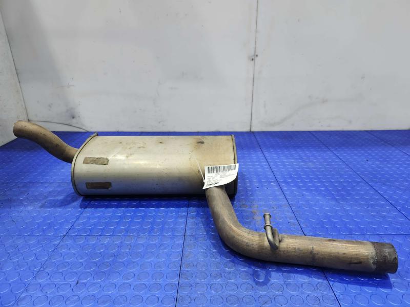 2020 Volkswagen Passat Muffler