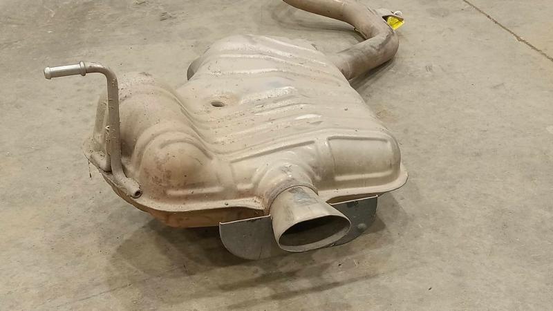 2012 Mercedes R-Class Muffler