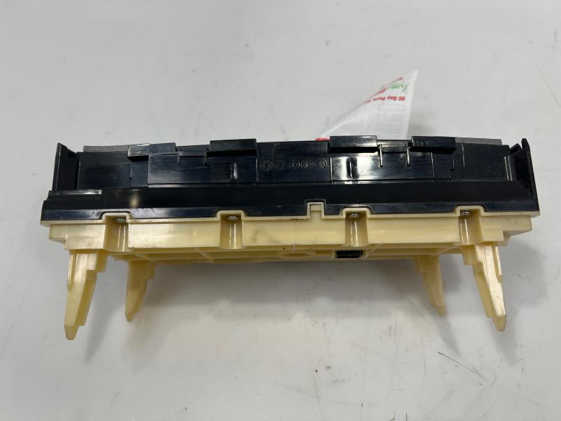 2013 Toyota Prius Heater A/C Control