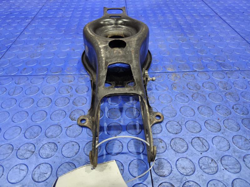 2016 Cadillac ATS Lower Control Arm Rr