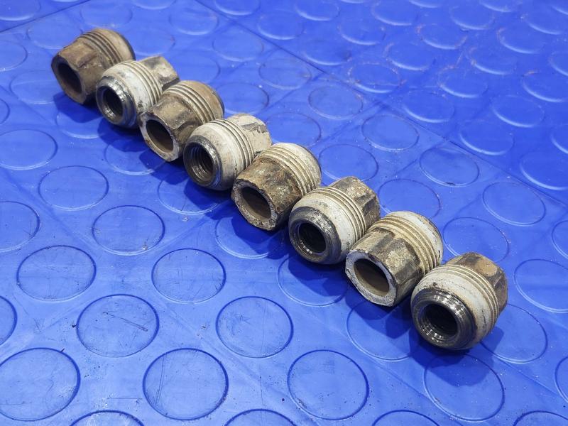 2019 Chevrolet Express 2500 Lug Nuts