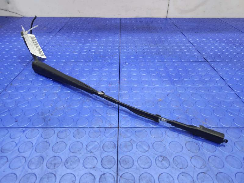 2012 Mercedes Sprinter Wiper Arm