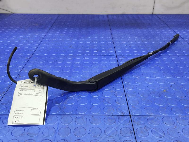 2012 Mercedes Sprinter Wiper Arm