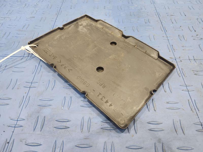 2002 Toyota Camry Battery Tray