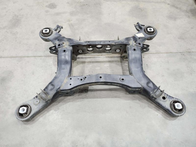 2015 Jeep Grand Cherokee Crossmember/Cradle/Undercarria