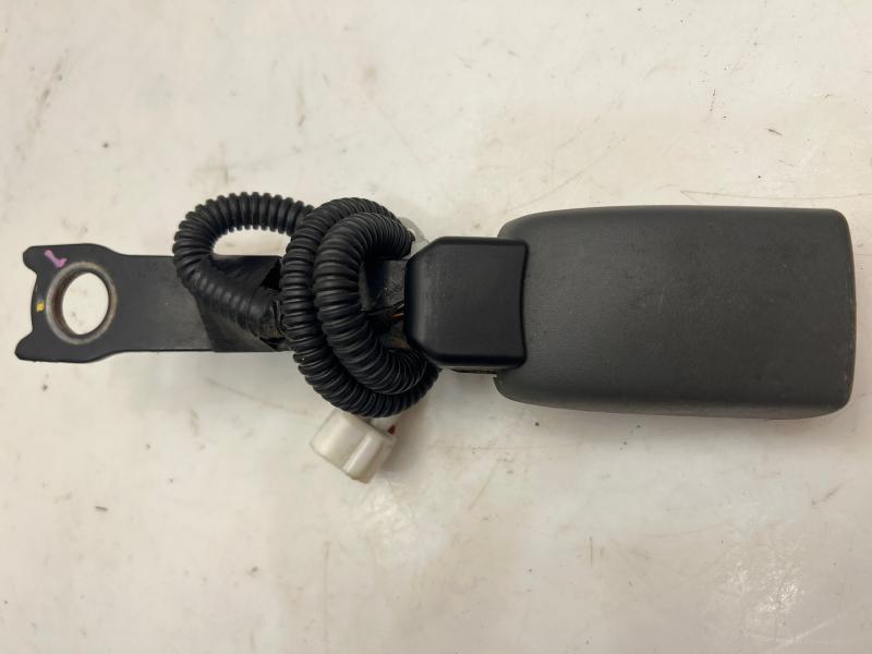 2012 Toyota Prius Front Seat Belt