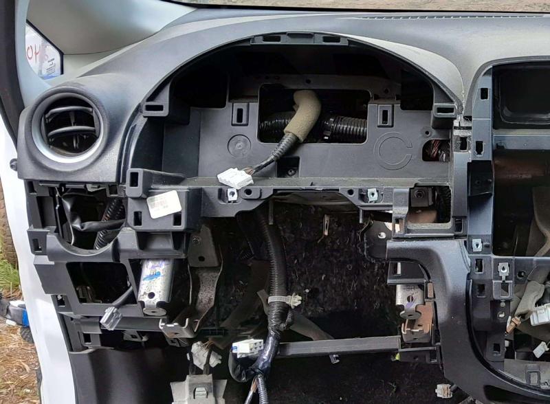 2014 - 2016 Nissan Versa Note Dashboard Panel Dash Pad - Black OEM 682003VY0A