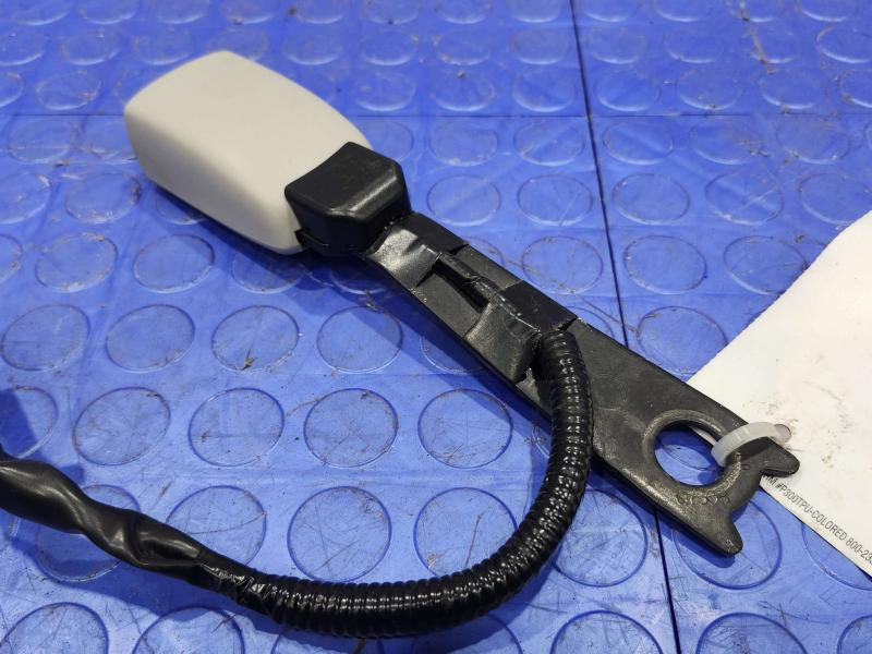 2010 Lexus RX350 RX450H Front Seat Belt