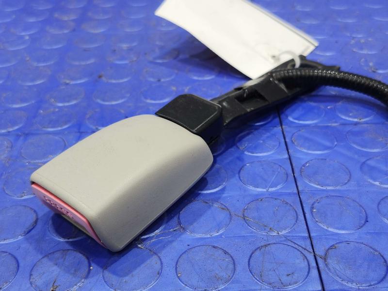 2010 Lexus RX350 RX450H Front Seat Belt