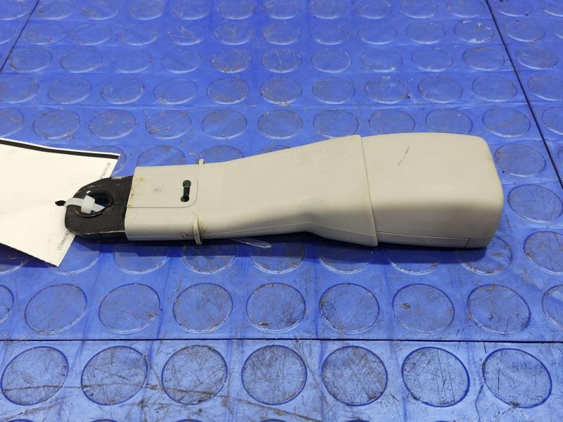 2010 Lexus RX350 RX450H Rear Seat Belt
